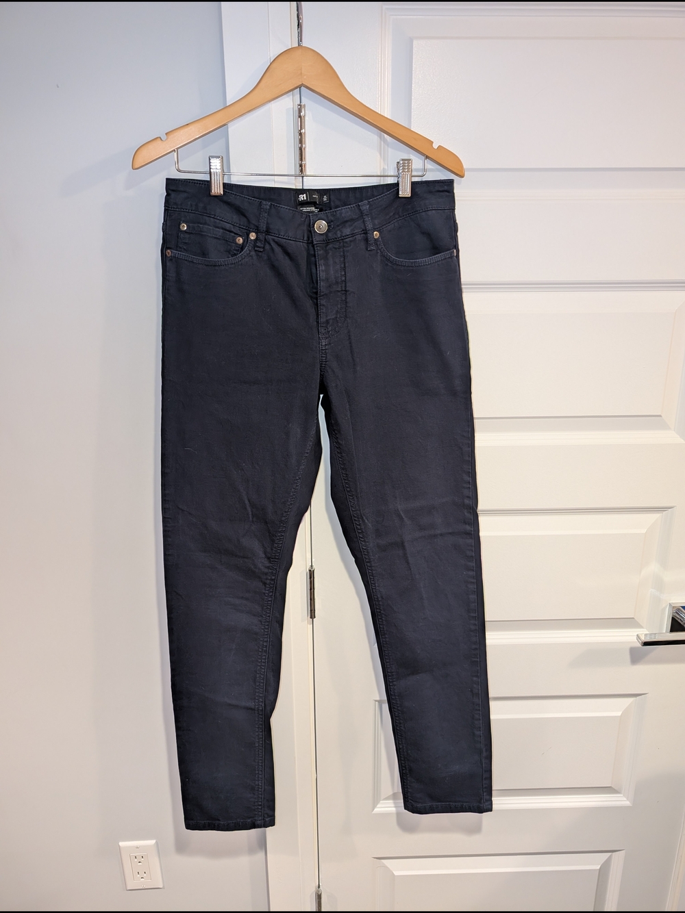 Men's Navy Chinos - Classic Slim Fit - 32